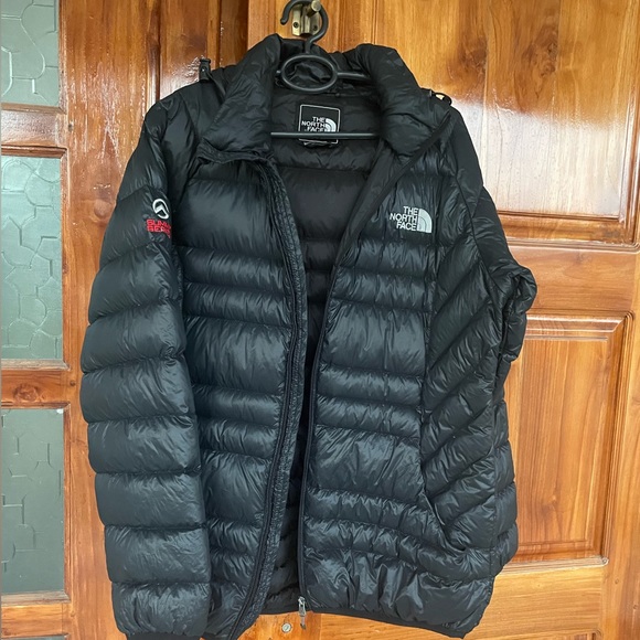 The north face summit series puffer jacket. Size XL. Used - Picture 3 of 12